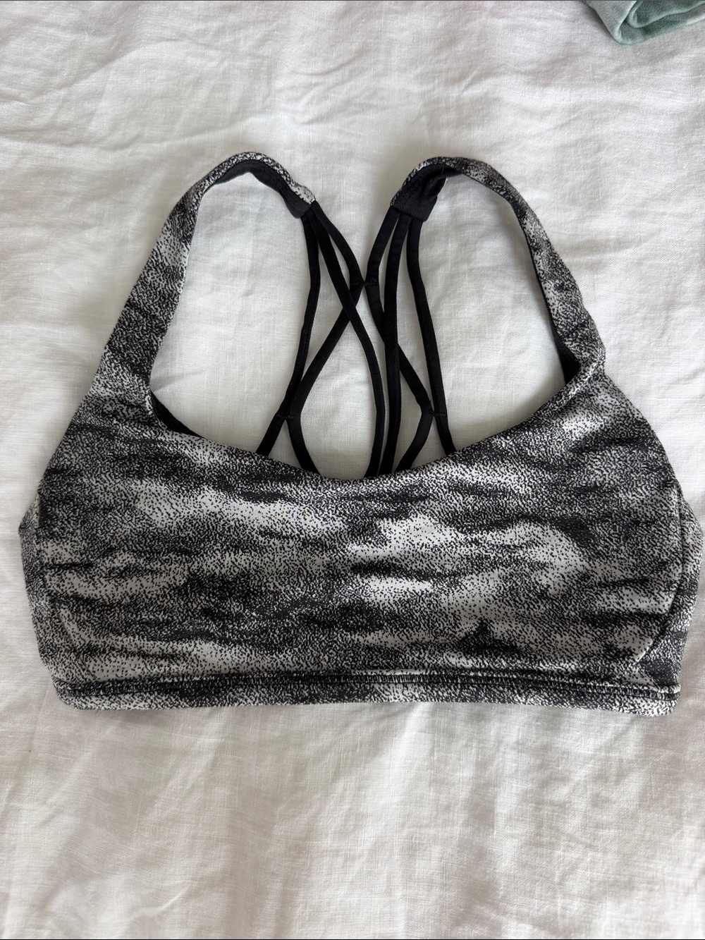 lululemon athletica Black & White Strappy Printed Sports Bra